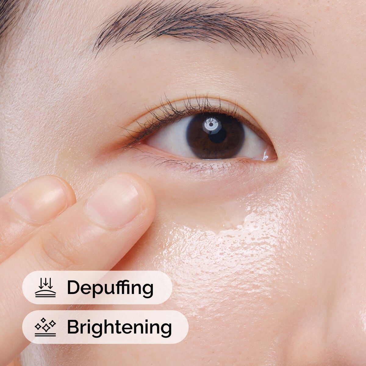 caffeine-solution-5-egcg-eye-serum-o9 ord-caffeine-solution-egcg-model-application-with-benefits.jpg