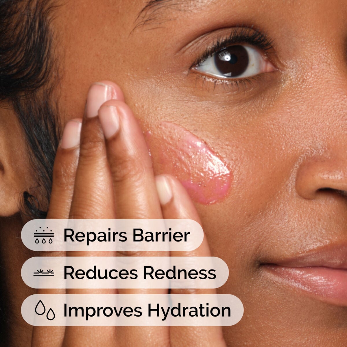 soothing-and-barrier-support-serum-o8 ord-soothing-barrier-support-serum-model-application-with-benefits.jpg